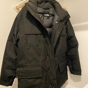 North Face - Men's Medium Parka - Black